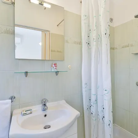 Konukevi And By The Sea Tkon, Pasman - 336 Tkon