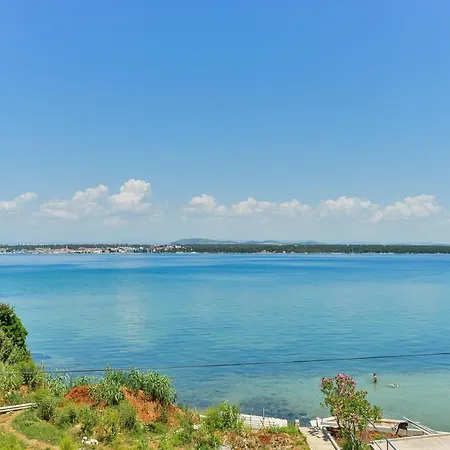 And By The Sea Tkon, Pasman - 336 بيت ضيافة