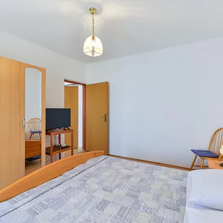 And By The Sea Tkon, Pasman - 336 Pensión