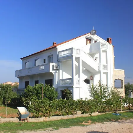 By The Sea Tkon, Pasman - 336 *