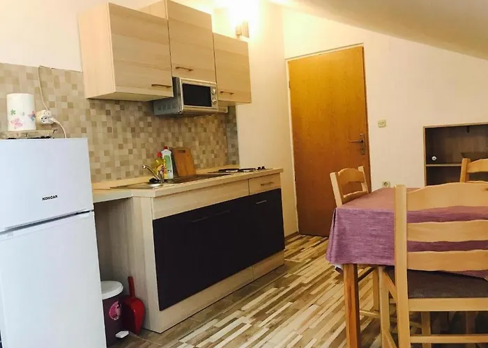 And By The Sea Tkon, Pasman - 336 Tkon