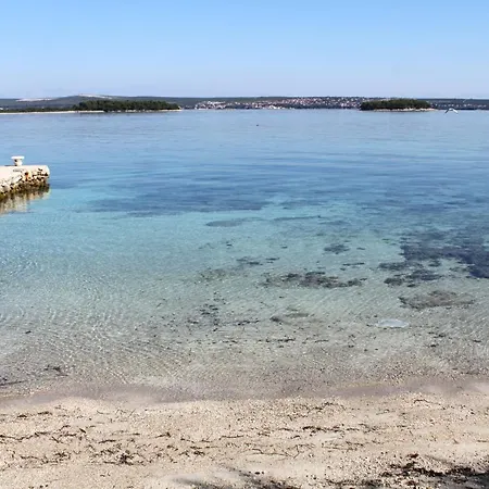 Гостевой дом And By The Sea Tkon, Pasman - 336