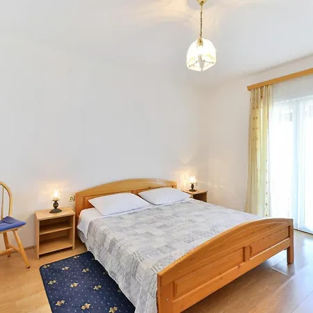 Guest house And By The Sea Tkon, Pasman - 336