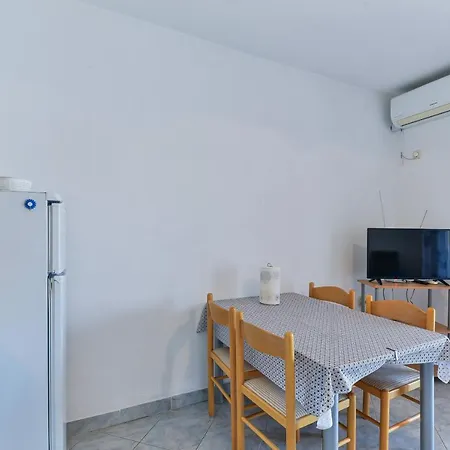 And By The Sea Tkon, Pasman - 336 Гостевой дом Ткон