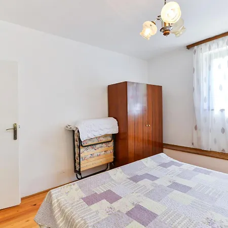 Гостевой дом And By The Sea Tkon, Pasman - 336 Ткон