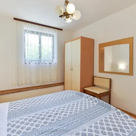 Гостевой дом And By The Sea Tkon, Pasman - 336 Ткон