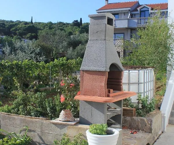 And By The Sea Tkon, Pasman - 336 Tkon