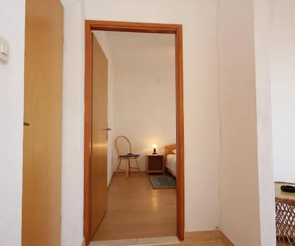 And By The Sea Tkon, Pasman - 336 트콘